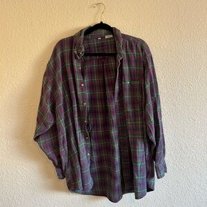 Urban Outfitters Women's Red & Green Plaid Button-Down Shirt